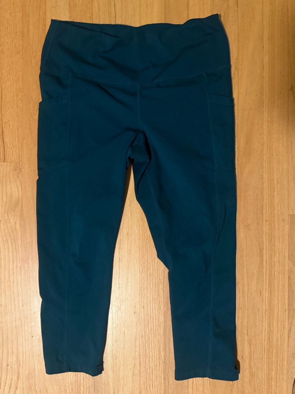 Yogalicious Teal Performance Capris
